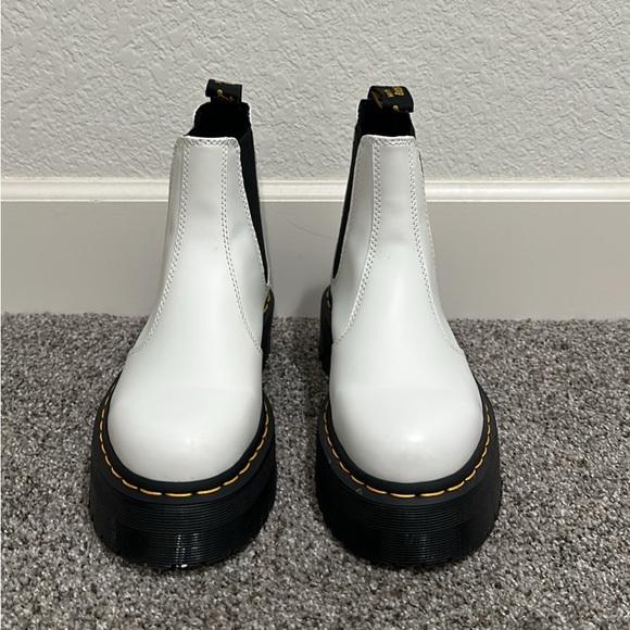 Doc Marten Platform Chelsea Boots - Picture 4 of 5